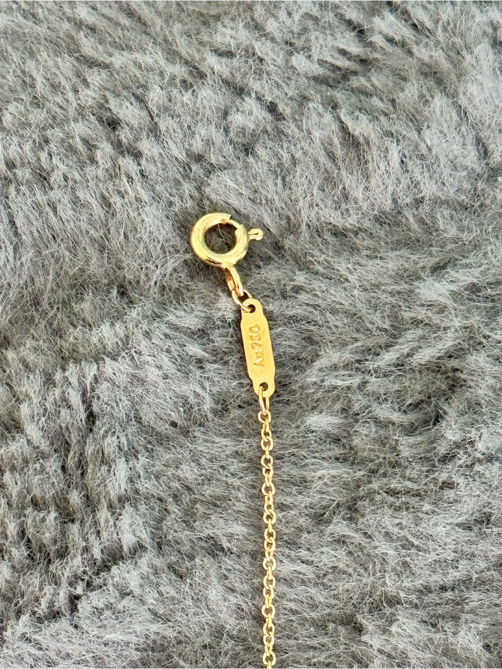 Tiffany & Co. Mini smile pendant in rose gold